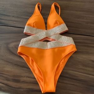 River Island Bathing Suit Size 4 Brand new with tags